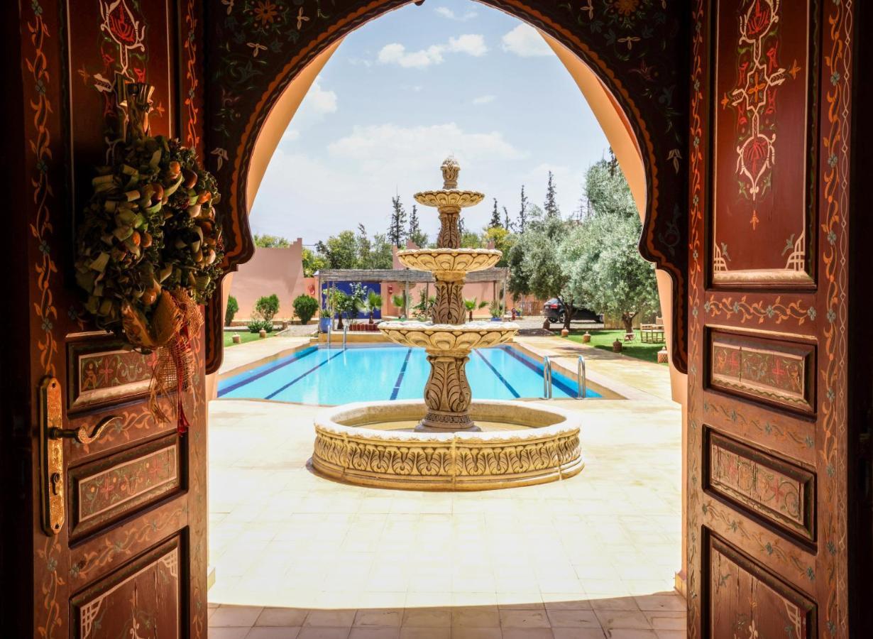 Tiguemine Sarah Hotel Douar Akkara Exterior foto